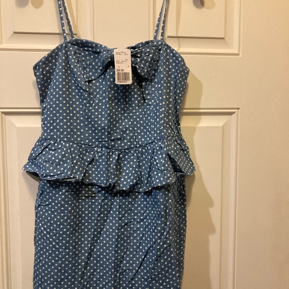 Dress NWT - Picture 2 of 5